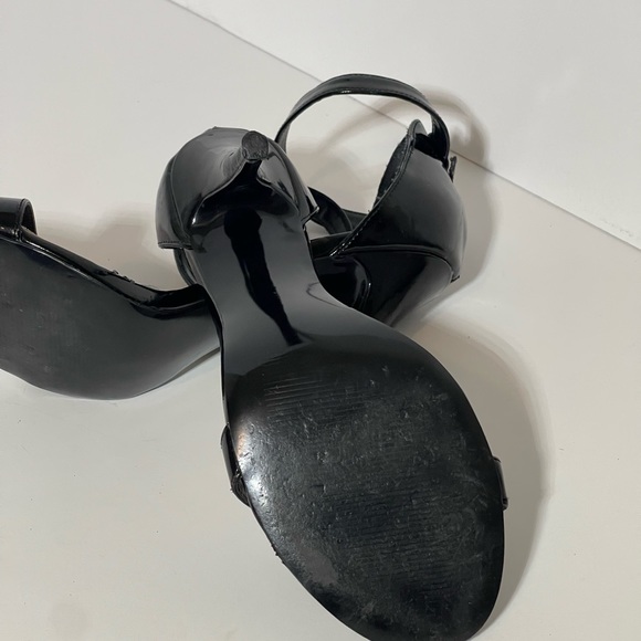 Steve Madden Realove Strappy Stilettos Black Patten Heels - Picture 4 of 7